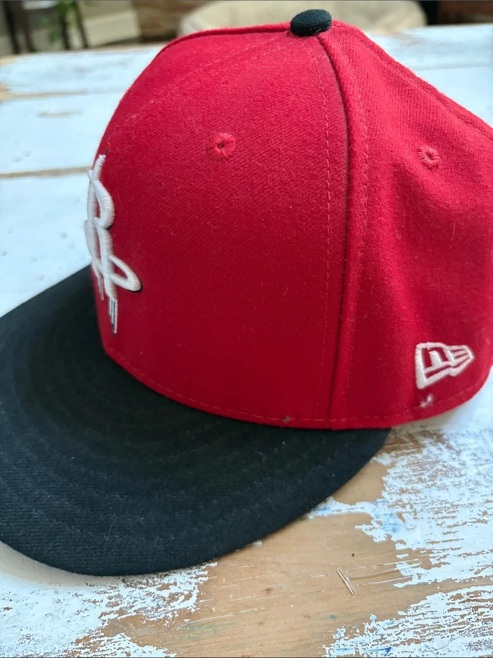 Houston Rockets Red and Black Snapback Hat size 7 1/4, 57.7 cm